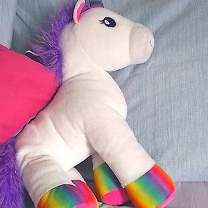 Build a bear workshop, white